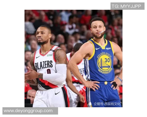 勇士与马刺近期对决分析及比赛亮点回顾