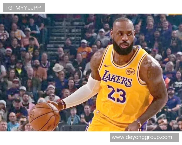 2009年火箭队与湖人队激战回顾：经典对决与精彩瞬间分析